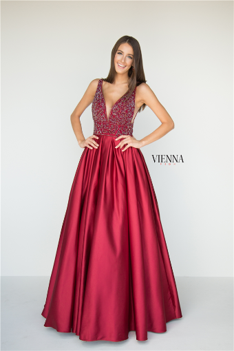 Vienna Prom Style #7802 $9 thumbnail