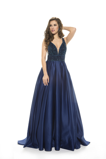 Vienna Prom Style #7802 $12 thumbnail