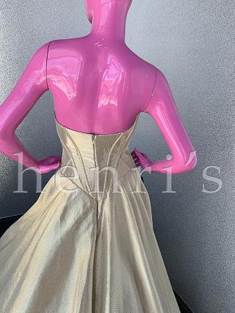 Henri's Couture Style #Sherri Hill 34688 $2 thumbnail